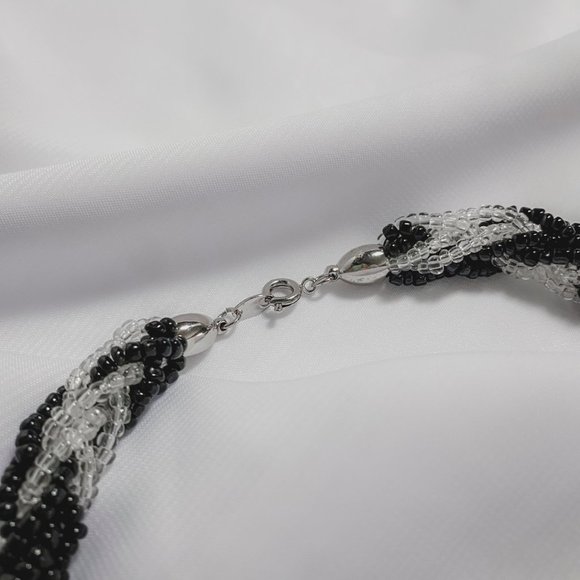 Vintage Trifari Black Clear Glass Seed Beaded Woven Rope Choker Necklace - Picture 5 of 8